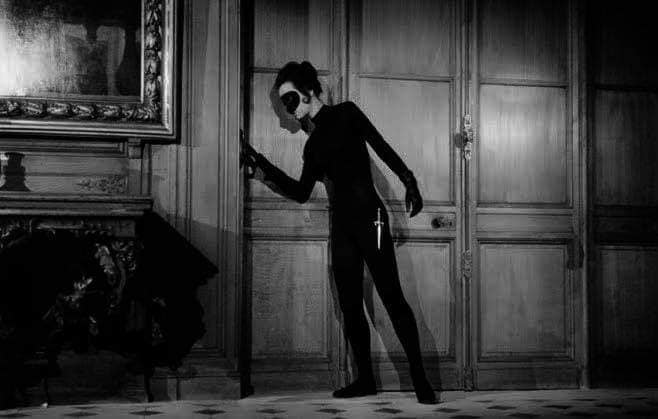 Diane vestida de negro. Estilo Musidora. JUDEX. Georges Franju. estrellamillansanjuan.es