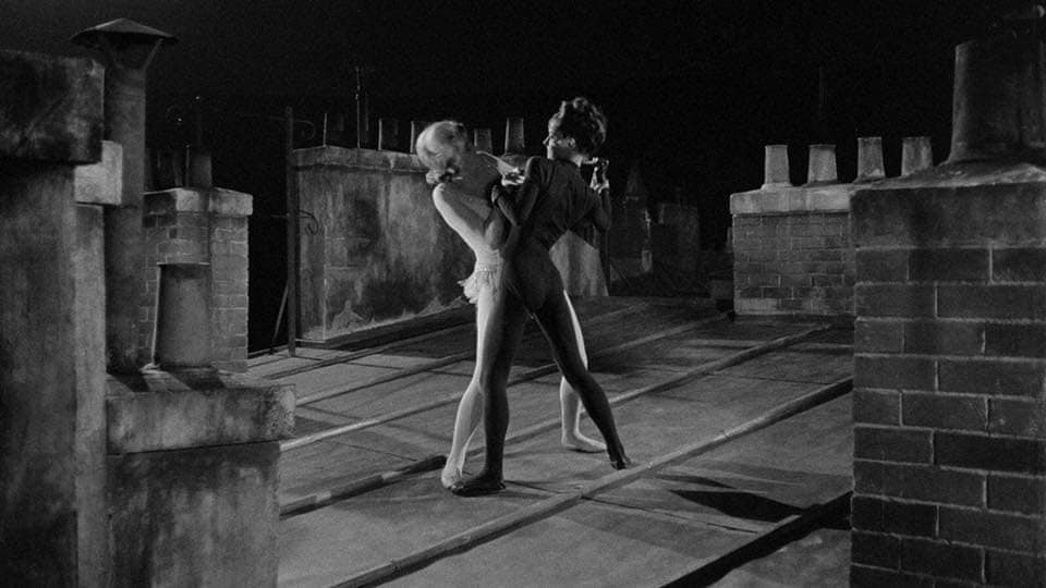 Lucha mujeres en tejado. JUDEX Georges Franju. estrellamillansanjuan.es