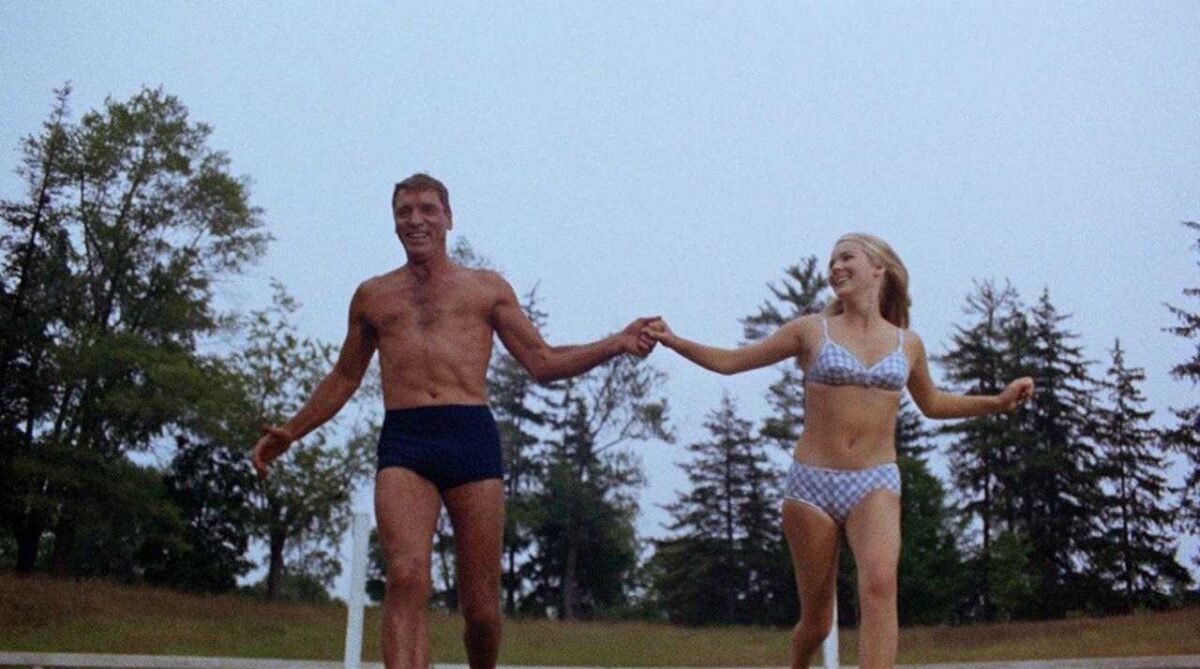 Intento de conquista  con una antigua canguro de sus hijas. THE SWIMMER. Frank Perry. estrellamillansanjuan.es