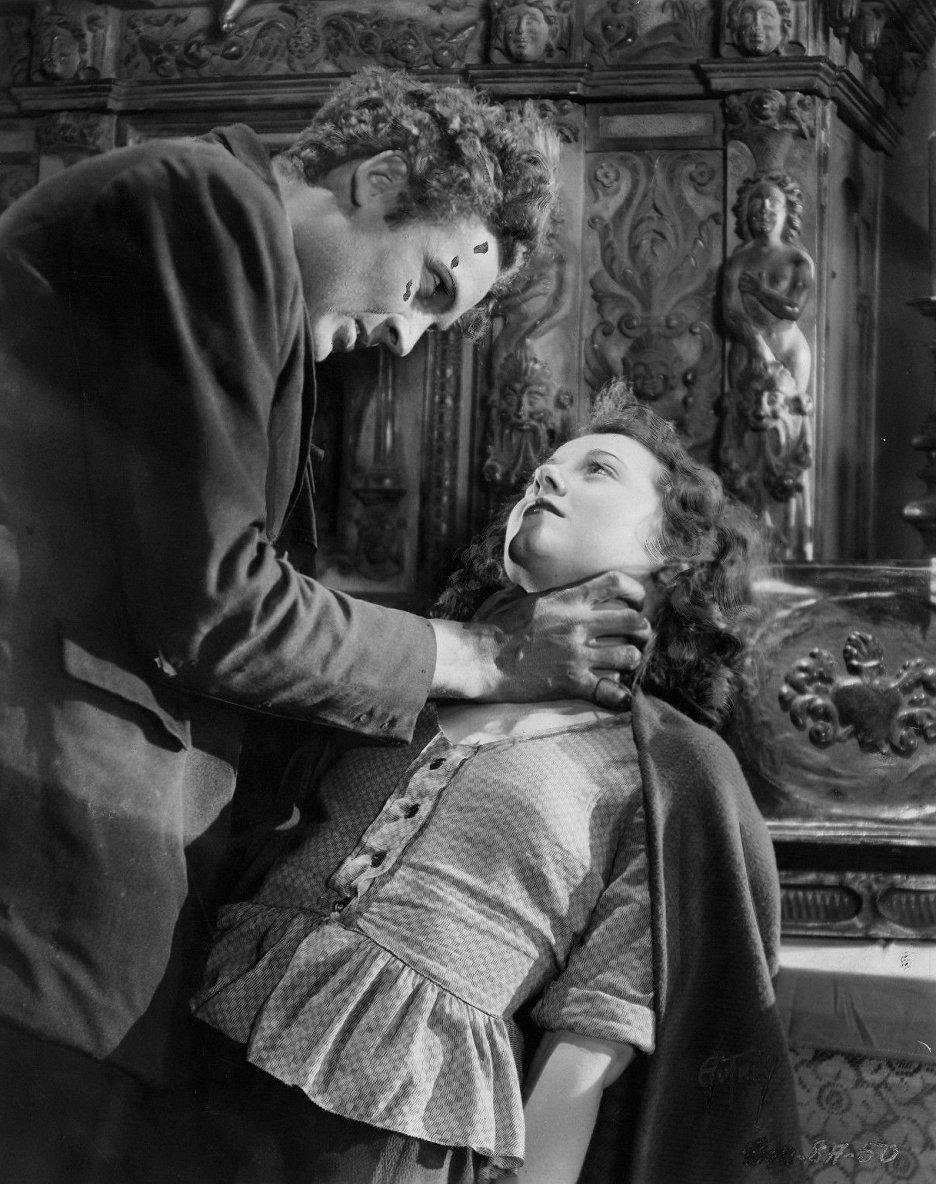 Gino enfadaddo con Angela en iglesia frente al cuadro. Street Angel. estrellamillansanjuan.es