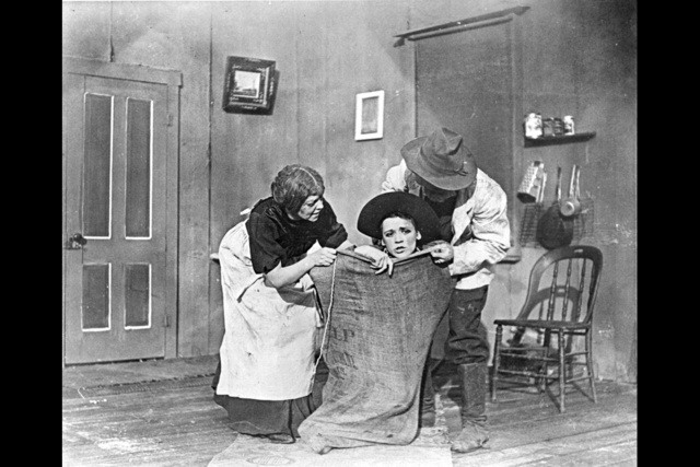 The Girl Spy (1909). Sidney Olcott. Feminismo en el cine mudo. estrellamilansanjuan.es