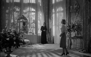 Ventanas en el cine. Rebecca. estrellamillansanjuan.es