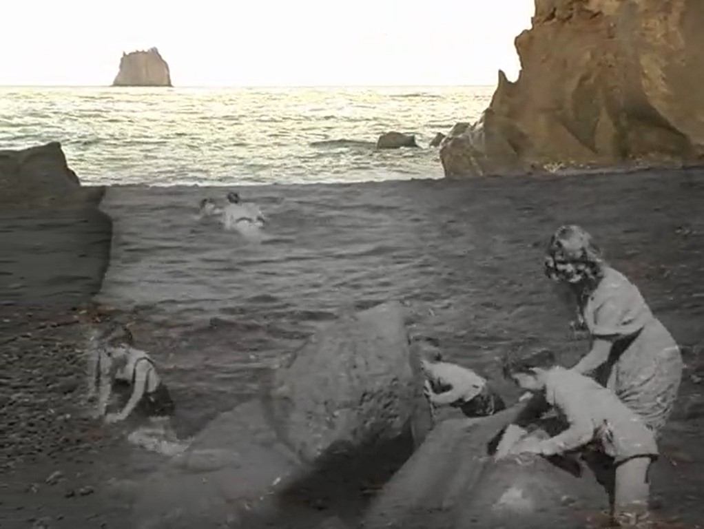 Stromboli (1950) de Roberto Rosselini sobre misma playa en la actualidad. La ciudad de los signos. Samuel Alarcón. estrellamillansanjuan.es