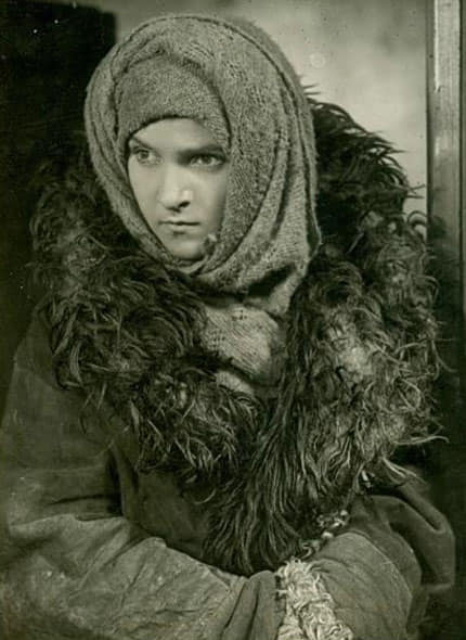 Odna (1931). Grigori Kozinsev y Leonid Trauberg. Feminismo en el cine mudo. estrellamilansanjuan.es
