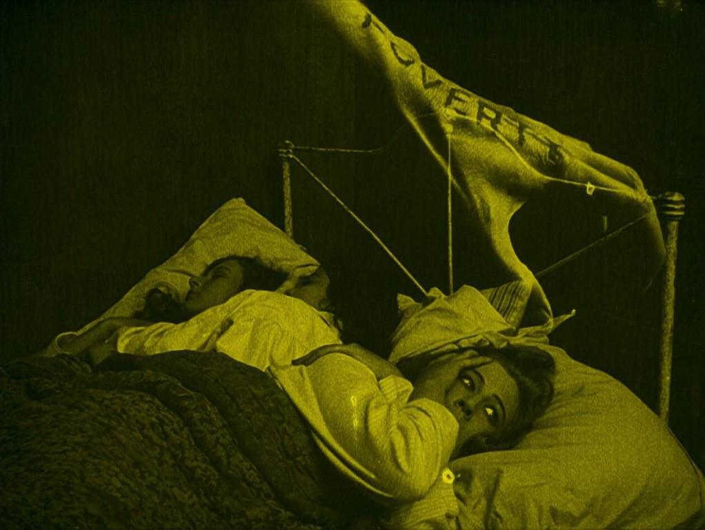 Shoes (1916). Lois Weber. Feminismo en el cine mudo. estrellamilansanjuan.es