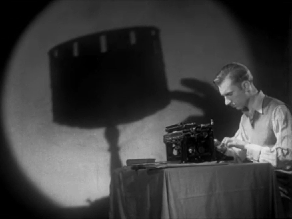 Reflejo sombra en pared. Vida en sombras. Fernando Fernán-Gómez.