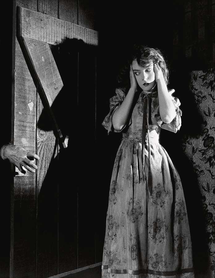 Lillian Gish (Letty) en The Wind.