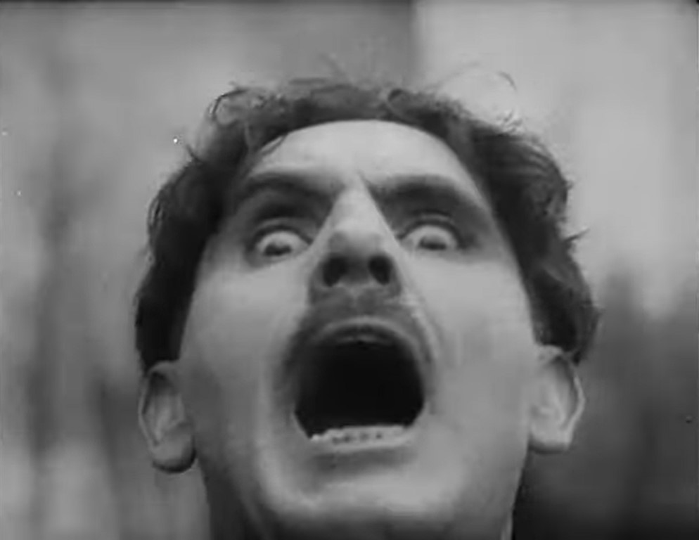 MÉNILMONTANT (1926) de Dimitri Kirsanoff 2 Grito auxilio padre.