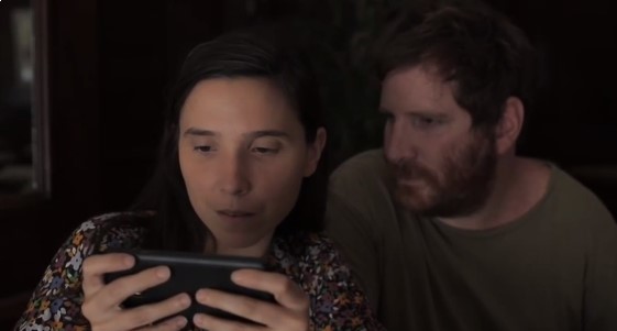 Mirada enamorada de Chicho a Laura. TRENQUE LAUQUEN. estrellamillansanjuan.es