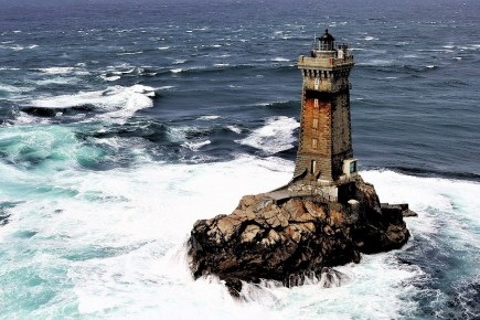 La simbología de los faros en el cine: De Jean Grémillon a Robert Eggers 12 Faro de la Vieille. Faros en el cine. Estrella Millán Sanjuán.