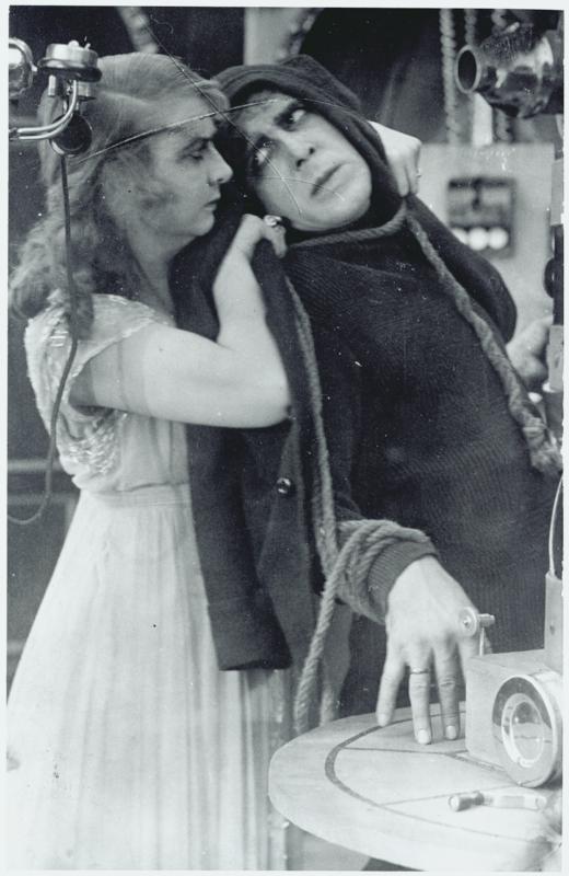 Panopta I. Emilie Sannom. La temeraria del cine. estrellamillansanjuan.es