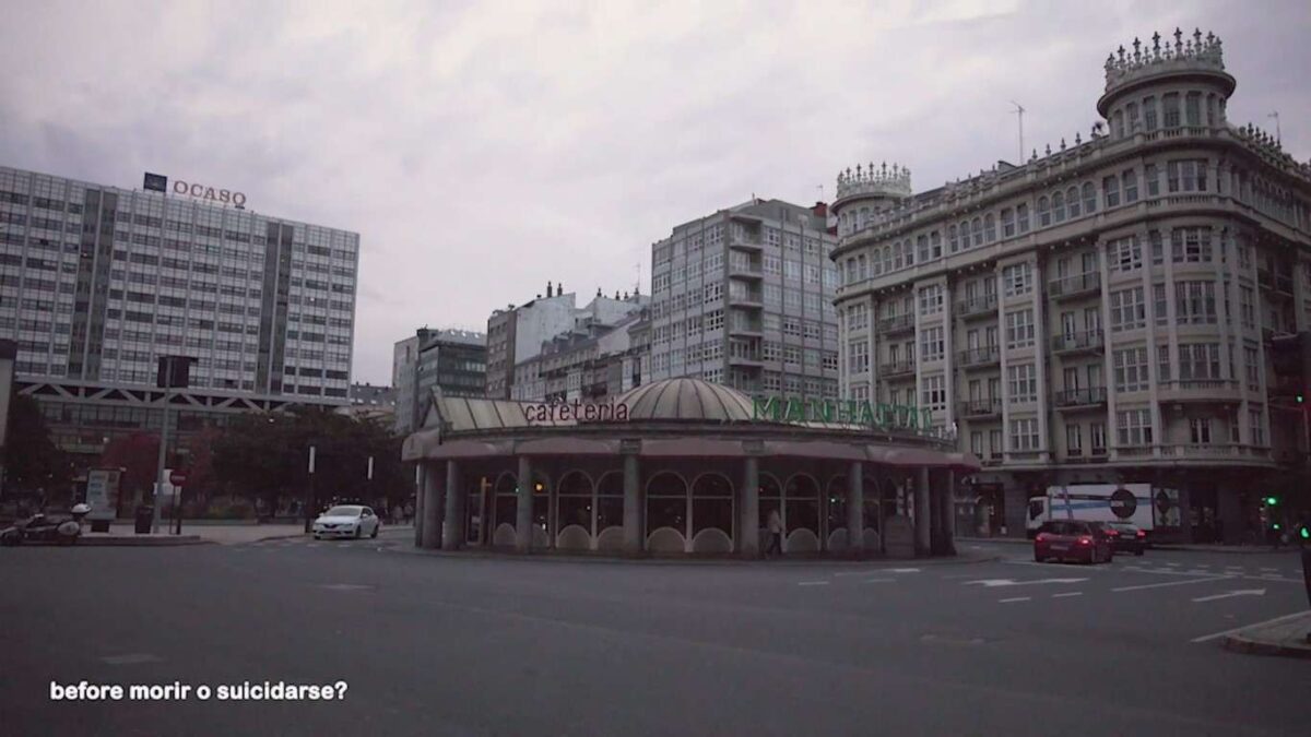 Cafetería Manhattan. A Coruña. Gallega universal. Lucía Seles. estrellamillansanjuan.es
