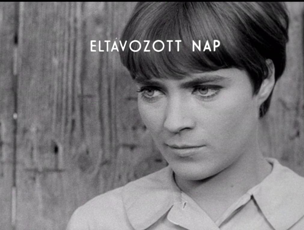Márta Mészáros. El cine honesto y rebelde. LA MUCHACHA (1968) 19 Kati Kóvacs al inicio de la película. ELTÁVOZOTT NAP (The Girl o La muchacha, 1968)