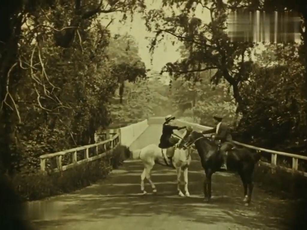 Equitación. Deporte femenino cine mudo. Estrella Millán sanjuán. The Twin Pawns 1919