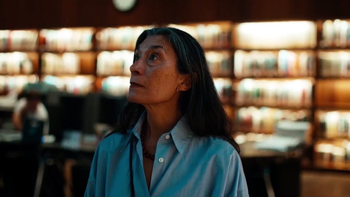 Eva en la biblioteca. A veces me entra tristeza, otras rebelión (2026). estrellamillansanjuan.es